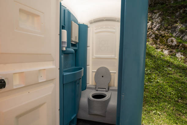 Best VIP or Luxury Restroom Trailers  in Norwood, NC